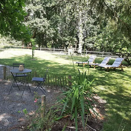 Vakantiehuis De La Roseraie - 6 Personnes