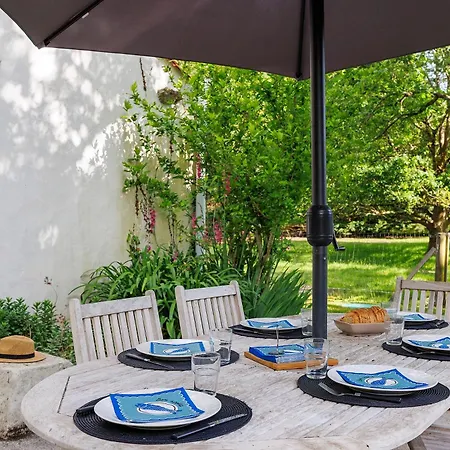 بيت للعطل De La Roseraie - 6 Personnes *